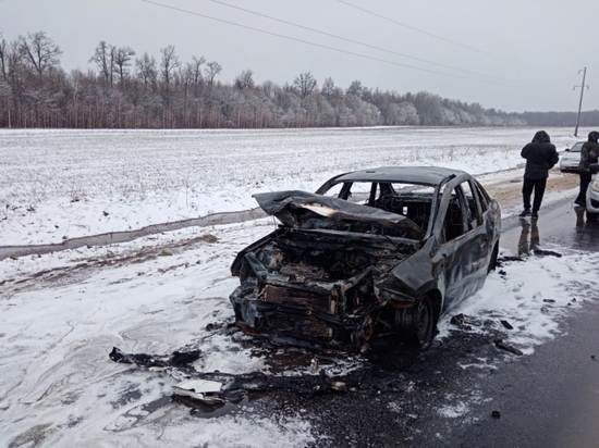 В Чувашии произошло массовое ДТП с возгоранием авто