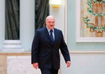 В Белоруссии за взятки были задержаны личный врач президента республики Александра Лукашенко и еще 35 медиков