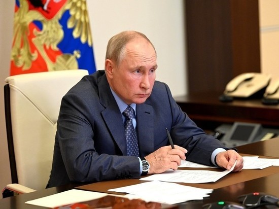 Путин обсудил Украину с президентом Алжира