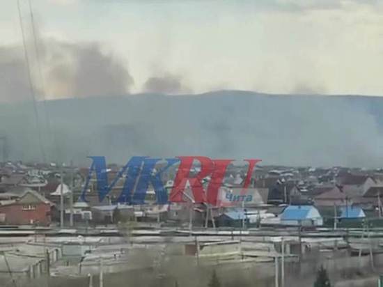 Пожар травы произошёл недалеко от Засопки в Забайкалье