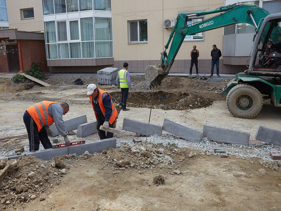 В девяти районах Сахалинской области определены подрядчики по ремонту дворов