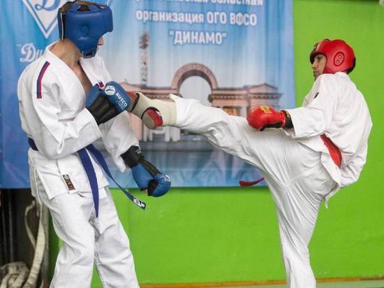 В Архангельске прошли областные соревнования по рукопашному бою среди мужчин