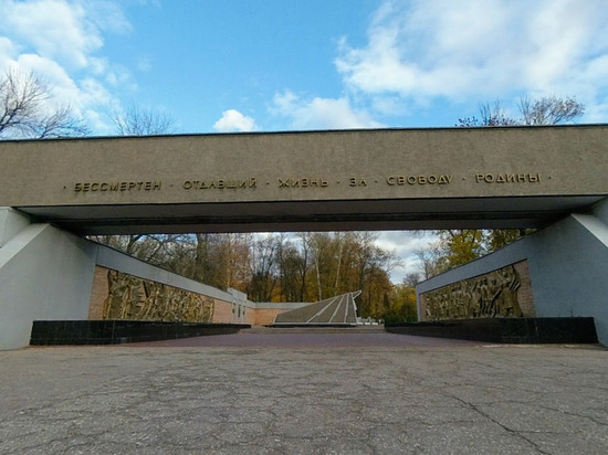 Власти Рязани назвали незаконным строительство в парке 1812 года