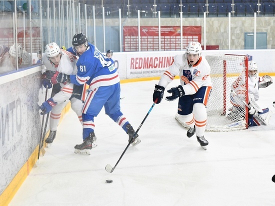 Хоккеисты Карелии взяли реванш над соперниками из Ленинградской области