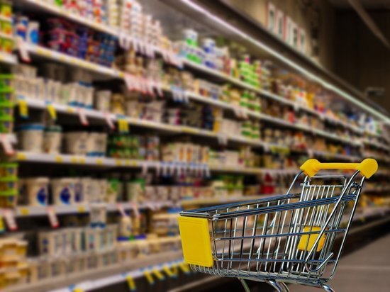 Решетников заявил о восстановлении запасов продуктов в российских магазинах