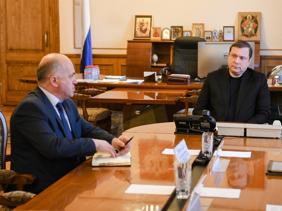 Деструктивный Красный вопрос Смоленщины: губернатор Островский отметил «проседание» района