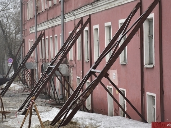 Во Владимире начали демонтировать здание сборного пункта облвоенкомата