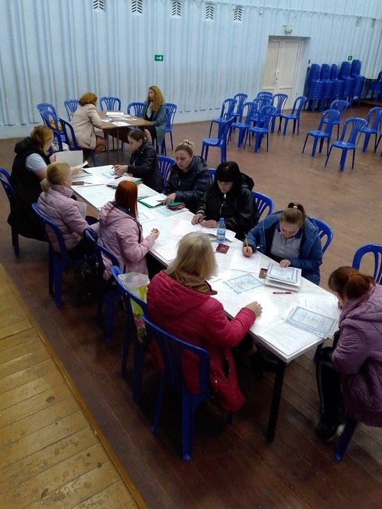 Отделение ПФР по Калужской  области еженедельно проводит консультации для беженцев