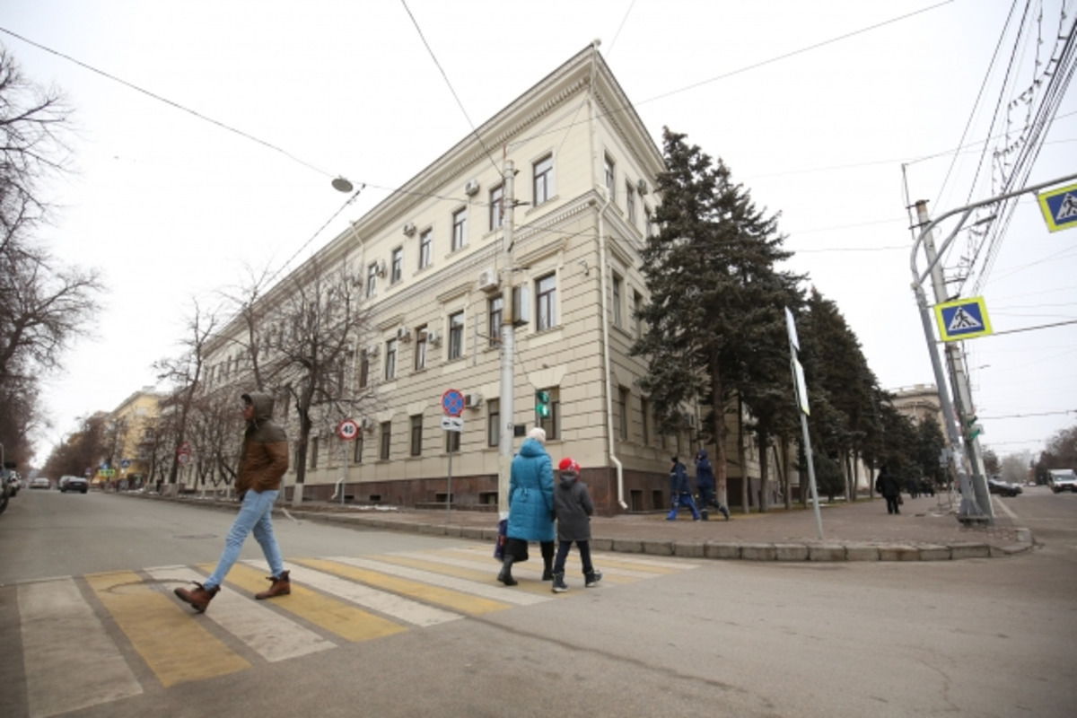 Мк волгоград. Волгоградский аграрный Варламов. Волгоград в конце марта. Волгоградская 20. Волгоград 20 градусов.