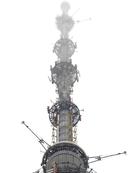 Останкинскую телебашню эвакуировали после сообщения о минировании