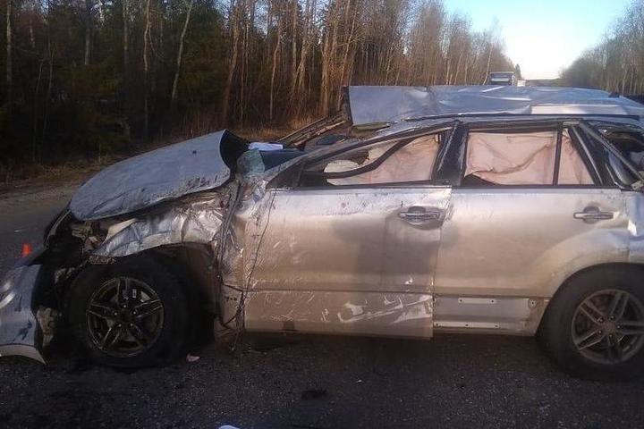 Костромские трагедии: в Галичском районе в ДТП погиб водитель иномарки