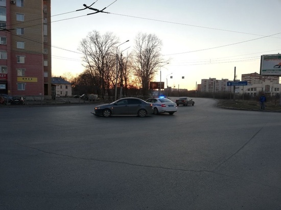 Девочка пострадала на нерегулируемом пешеходном переходе в Вологде
