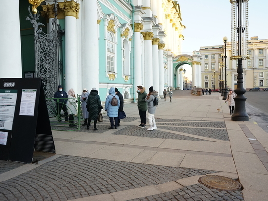 Эрмитаж перестал пускать посетителей из-за очередных сообщений о «минировании»
