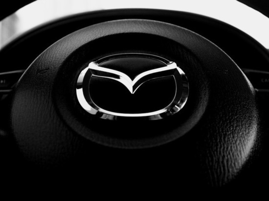 Автоледи на Мазде прокатилась по встречке под Новосибирском