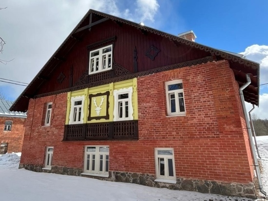 Два старинных дома отреставрировали в Усадебно-парковом комплексе в Ильжо