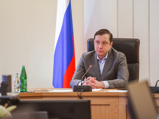 Губернатор Островский: по работе местных властей смоляне оценивают работу всех органов власти