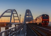 Крымский мост опять стал предметом раздора