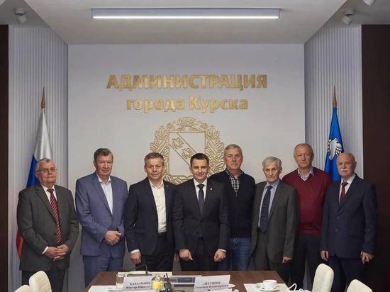 Мэр Игорь Куцак встретился с бывшими главами Курска