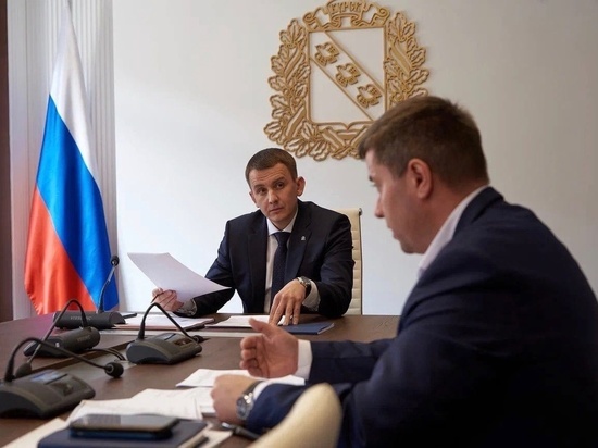 В Курске вернут платные парковки и усилят работу по эвакуации машин на штрафстоянки