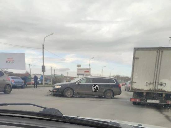 Утреннее ДТП в Пензе парализовало улицу 40 лет Октября