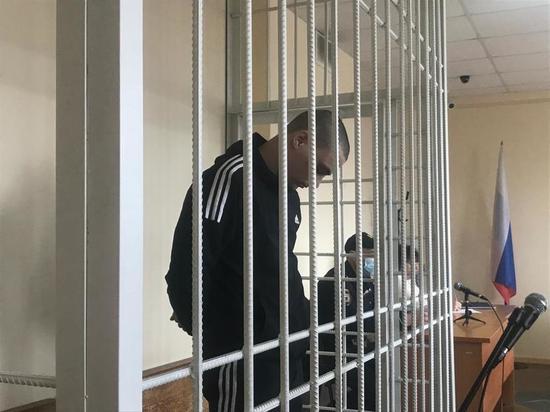 Убил из ревности: Мужчину из Новосибирска судят за жестокую расправу над возлюбленной