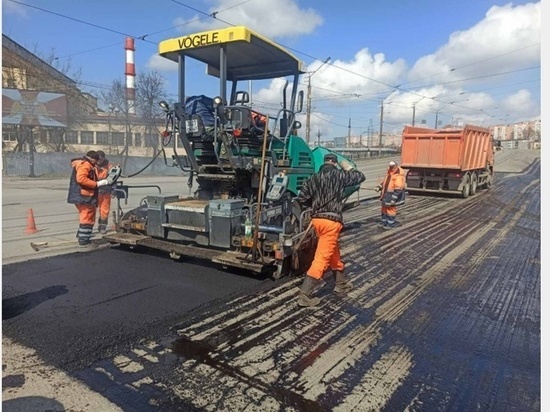 Масштабный дорожный ремонт в Смоленске набирает обороты