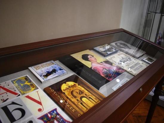 Астраханцы получили в дар более 200 дореволюционных фотографий семьи Кустодиевых