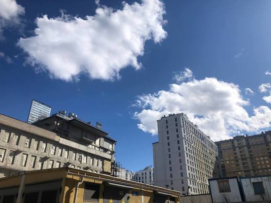 За февраль петербургские застройщики в двое сократили вывод жилья на первичный рынок