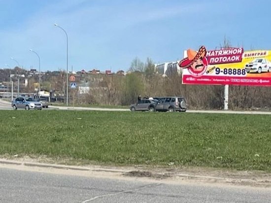 На «пьяной дороге» в Пензе столкнулись два автомобиля