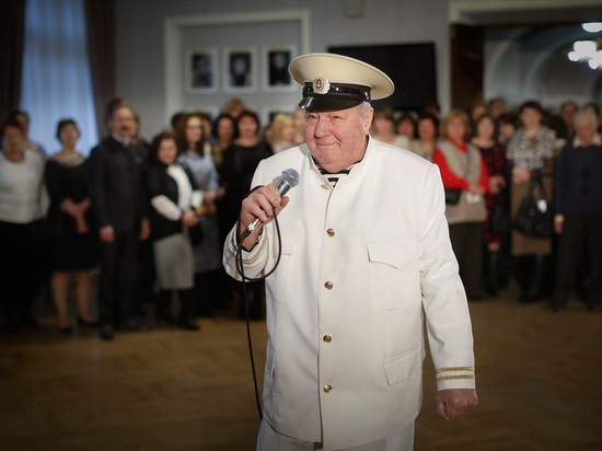 Актер Псковского театра Юрий Новохижин отмечает сегодня 80-летний юбилей