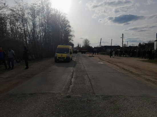 Водитель иномарки насмерть сбил велосипедистку в Тверской области
