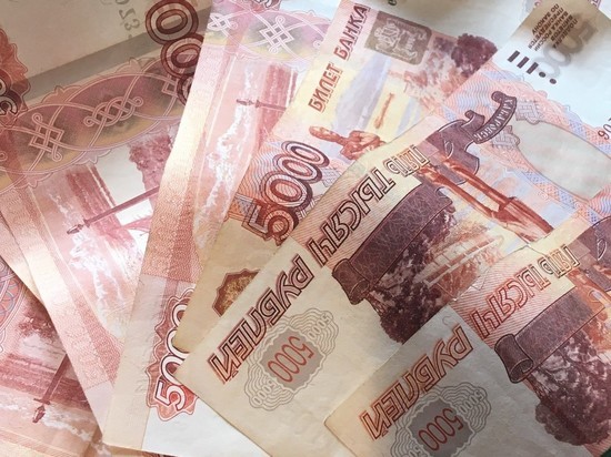 585 тысяч рублей потеряли две смолянки, поверив мошенникам