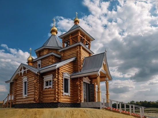 Курский губернатор поздравил всех с праздником Пасхи
