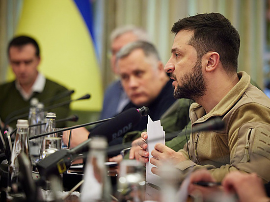 Киев хочет отдельных «спецпереговоров»