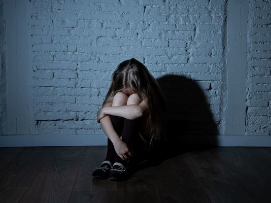 Девушку сутки удерживали в квартире на Пулковском после изнасилования
