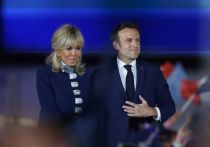 Власти США поздравили Эммануэля Макрона с переизбранием на пост президента Франции и выразили надежду на дальнейшее сотрудничество, в том числе по вопросам, связанным с ситуацией на Украине