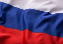 С понедельника, 25 апреля, в школах Приморского края перед началом занятий учащиеся стали петь гимн России и поднимать флаг.