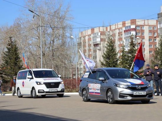 В Омске прошёл автопробег против нацизма