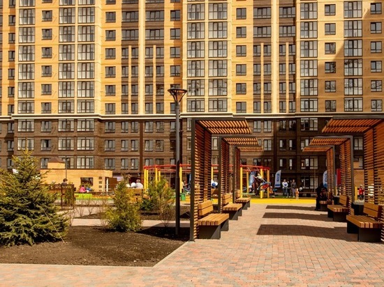 В Ставрополе почти 600 семей получили ключи от квартир в ЖК «Российский»