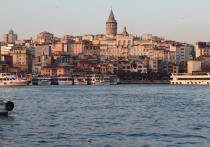 Отдых в Турции для калининградцев обойдется на 20-30% дороже. Это связано со сменой авиаперевозчика, сообщает Business FM Калининград со ссылкой на туроператоров региона.