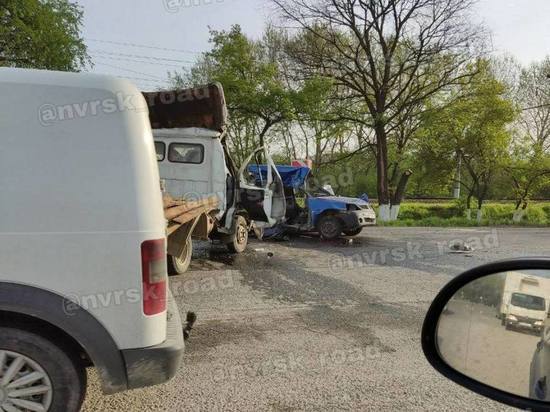 В Крымском районе в жёстком лобовом столкновении с "Газелью" погиб мужчина