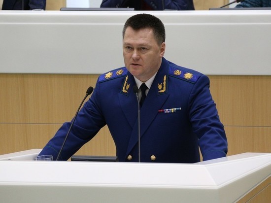 Генпрокурор Краснов призвал прописать ответственность за использование экстремистской символики