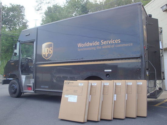 UPS останавливает деятельность в России и Белоруссии