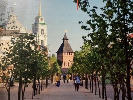 Одновременно с Казанской набережной в Туле появился пешеходный квартал – улица Металлистов
