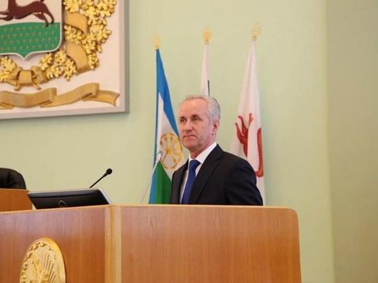 По мнению Хабирова, «Грекову не хватило воли, чтобы дожимать вопросы в Уфе»