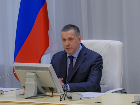 Полпред ДФО Юрий Трутнев поздравил якутян со 100-летием образования ЯАССР