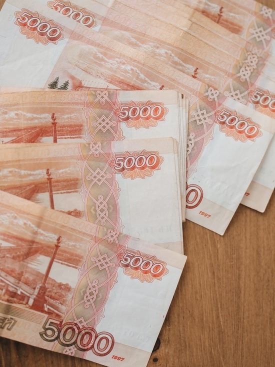 Переселенец из Калининградской области растратил деньги для переезда семьи
