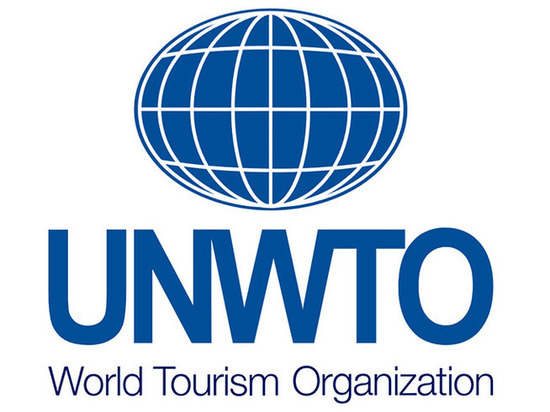 Песков прокомментировал выход России из Всемирной туристской организации