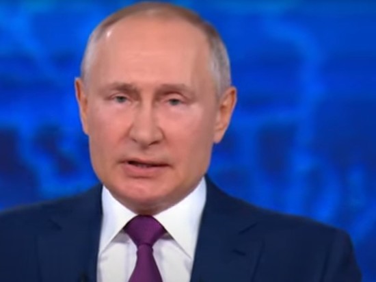 Путин: российская экономика устояла под ударом считавшихся сокрушительными санкций