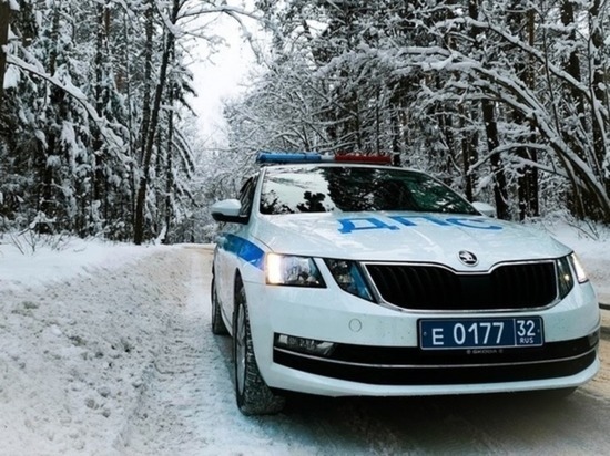 Какие дороги закрыли из-за циклона на Сахалине